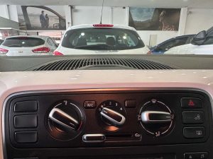 VOLKSWAGEN HIGH UP 1.0 FULL 2017