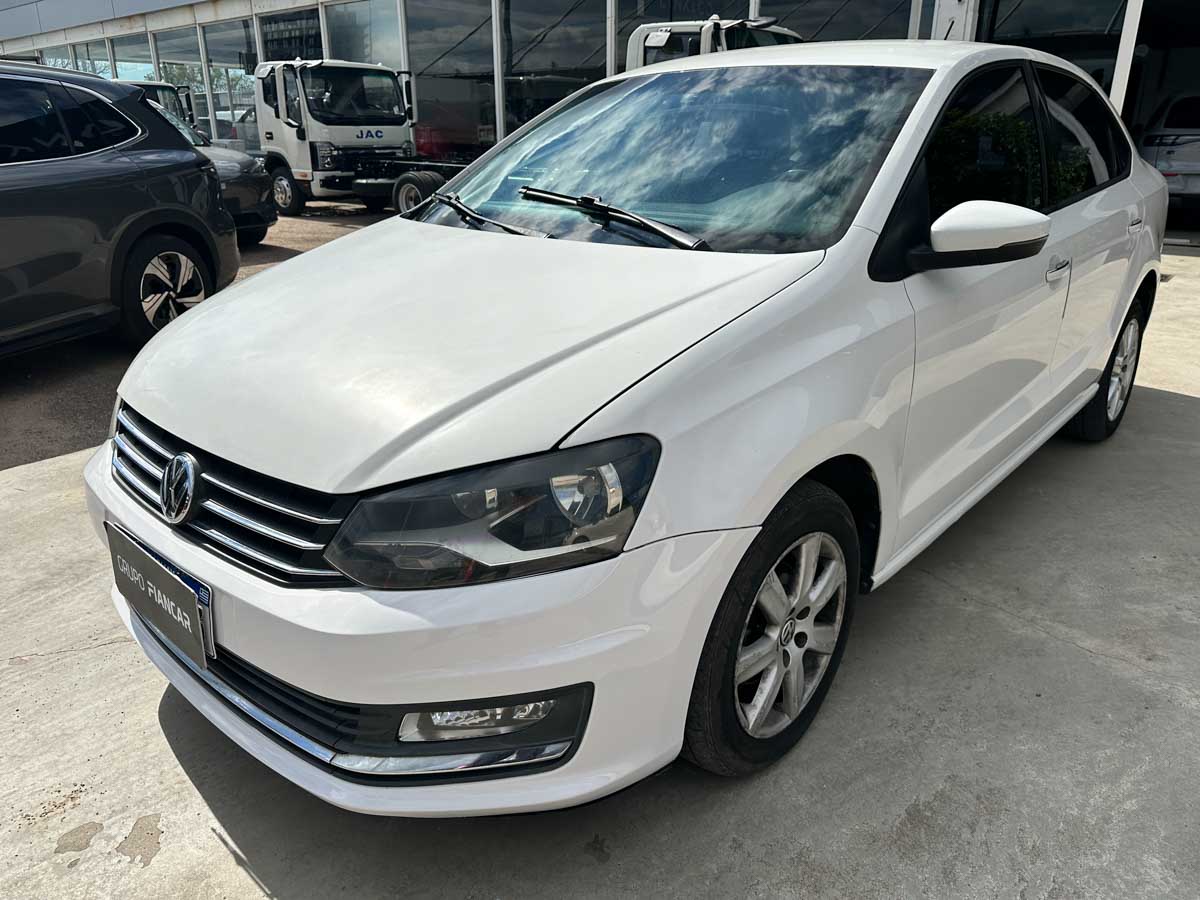 VOLKSWAGEN POLO HIGHLINE 1.6 FULL AT 2018