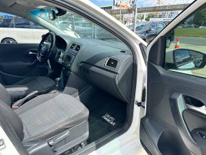VOLKSWAGEN POLO HIGHLINE 1.6 FULL AT 2018