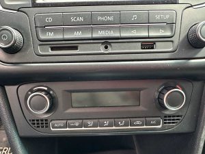 VOLKSWAGEN POLO HIGHLINE 1.6 FULL AT 2018