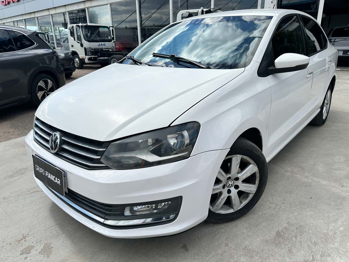 VOLKSWAGEN POLO HIGHLINE 1.6 FULL AT 2018