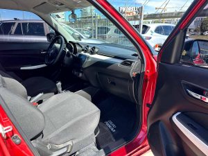 SUZUKI SWIFT GL 1.2 HYBRID 5PTS 2024