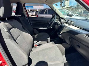 SUZUKI SWIFT GL 1.2 HYBRID 5PTS 2024