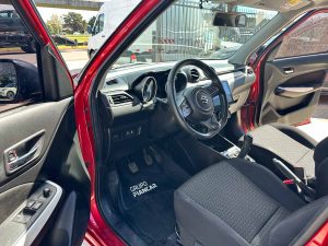 SUZUKI SWIFT GL 1.2 HYBRID 5PTS 2024