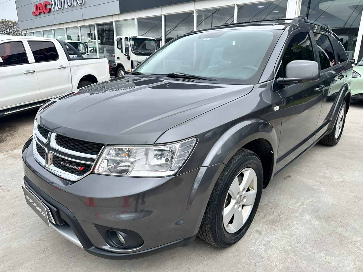 DODGE JOURNEY SE 2.4 AT 7PLAZAS 5PTS 2014