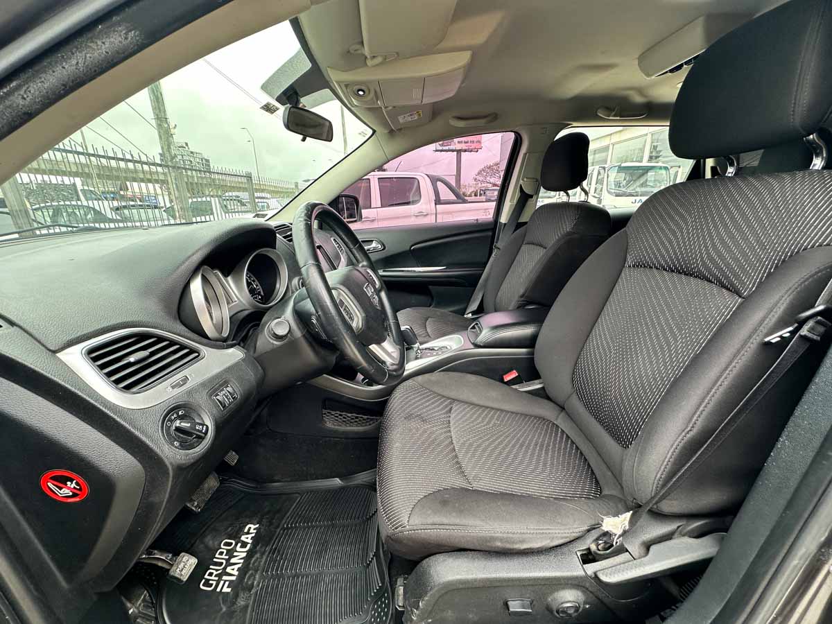 DODGE JOURNEY SE 2.4 AT 7PLAZAS 5PTS 2014