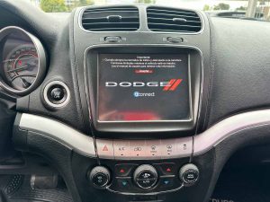 DODGE JOURNEY SE 2.4 AT 7PLAZAS 5PTS 2014