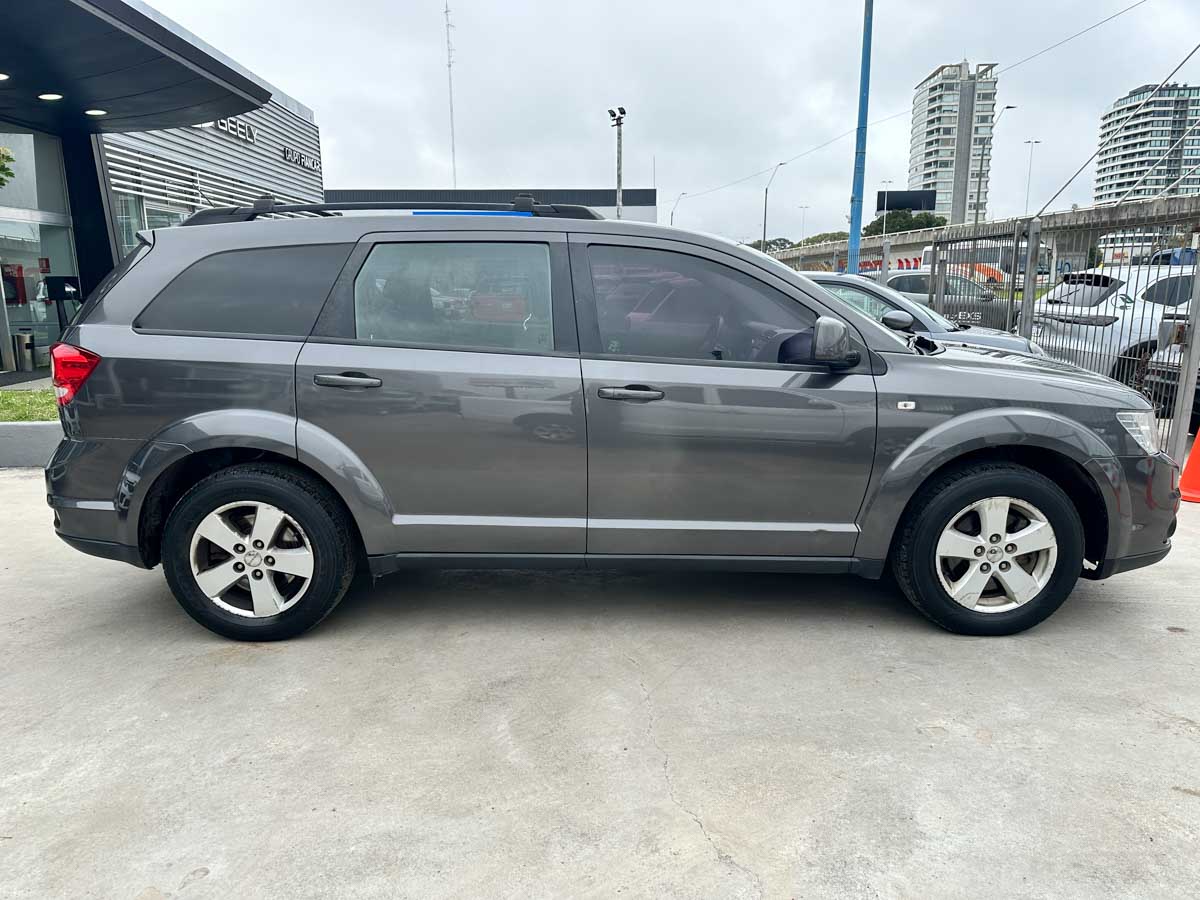 DODGE JOURNEY SE 2.4 AT 7PLAZAS 5PTS 2014