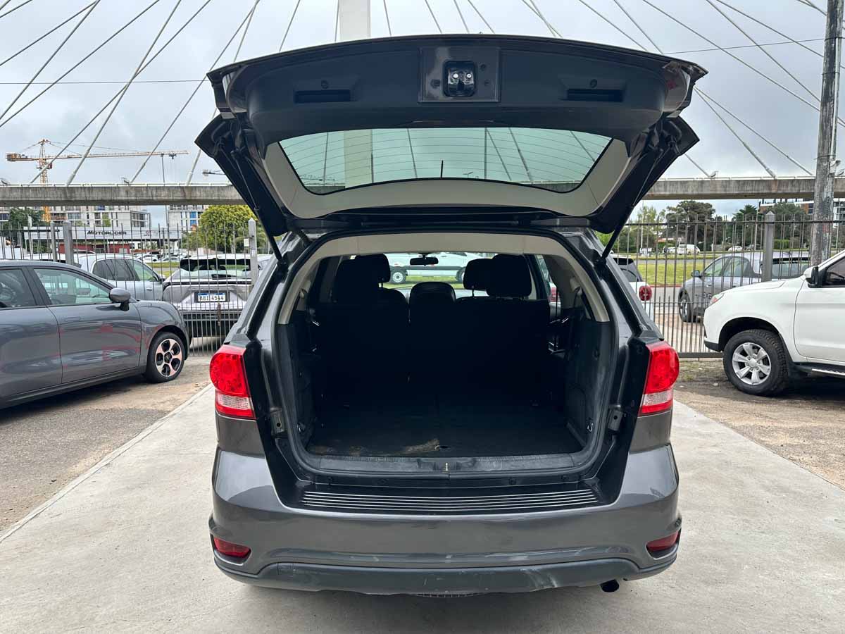 DODGE JOURNEY SE 2.4 AT 7PLAZAS 5PTS 2014