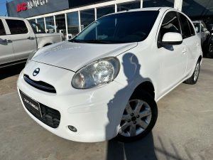 NISSAN MARCH ADVANCE 1.6 AT EXTRA FULL 5PTS 2013