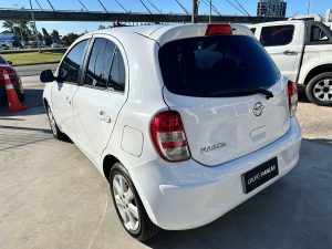 NISSAN MARCH ADVANCE 1.6 AT EXTRA FULL 5PTS 2013