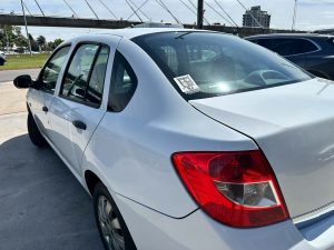 RENAULT SYMBOL PRIVILEGE 1.6 FULL16V 2014