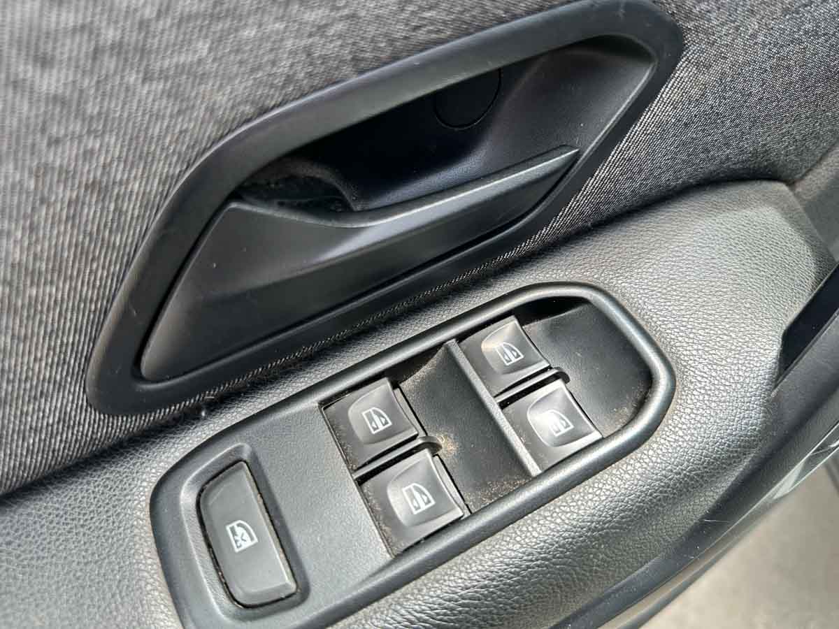 RENAULT OROCH ZEN 1.6 MT DC 2023