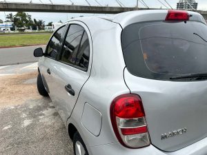 NISSAN MARCH EXTRA FULL 1.6 MT 5PTS 2012