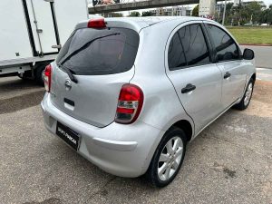 NISSAN MARCH EXTRA FULL 1.6 MT 5PTS 2012