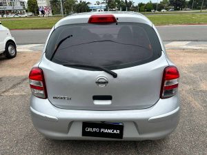 NISSAN MARCH EXTRA FULL 1.6 MT 5PTS 2012