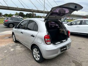 NISSAN MARCH EXTRA FULL 1.6 MT 5PTS 2012