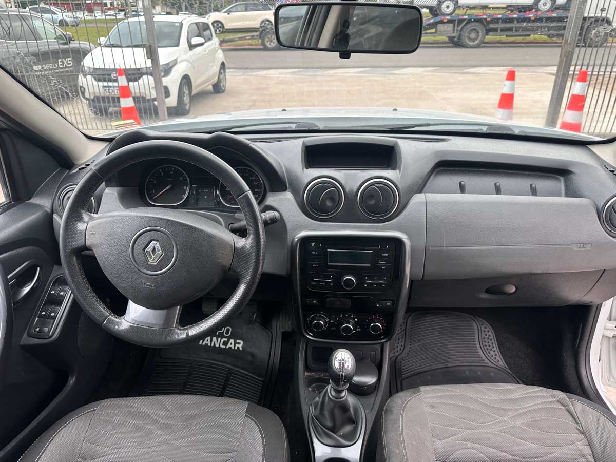 RENAULT DUSTER PRIVILEGE 2.0 4X2 FULL 2014