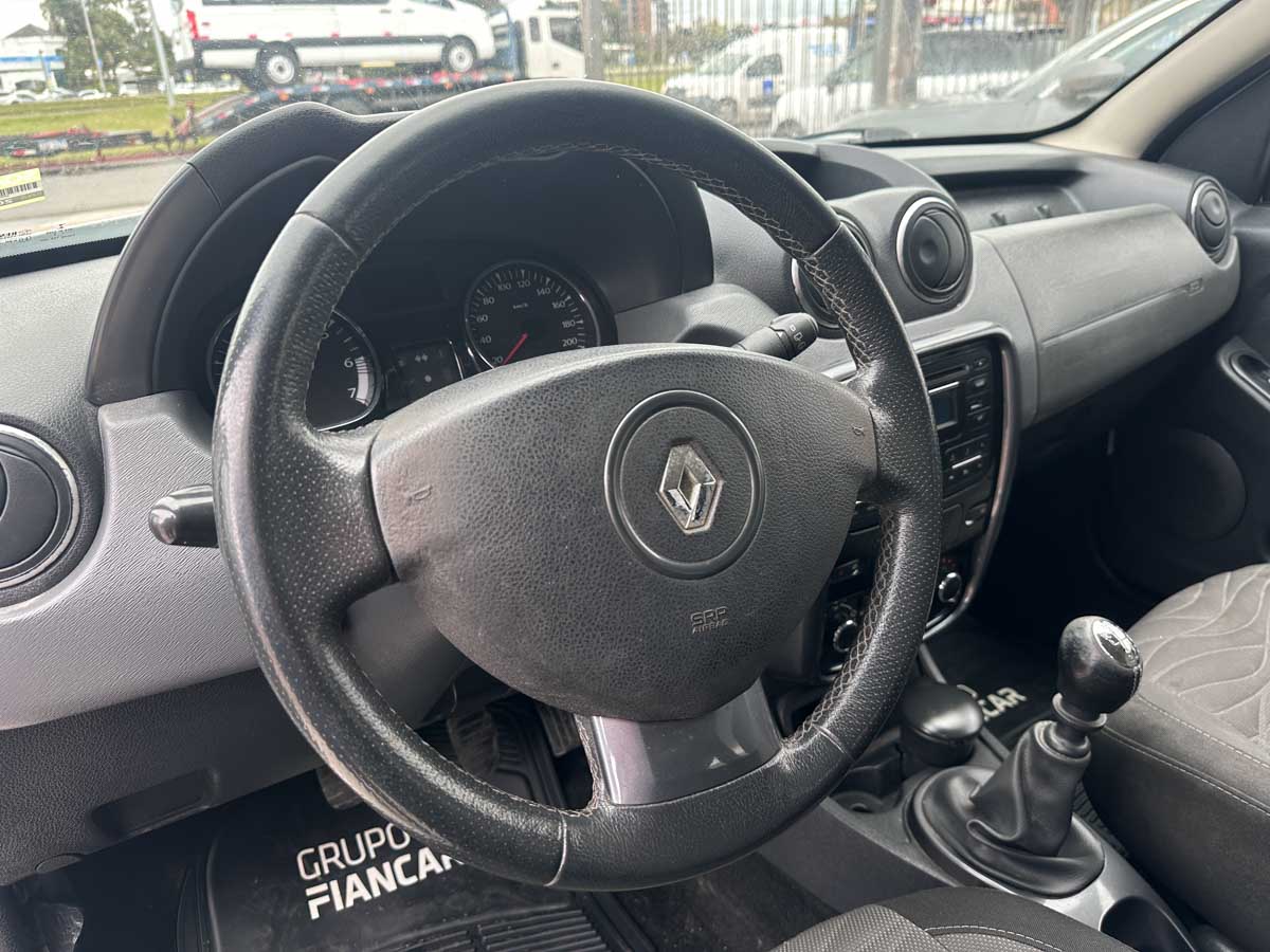 RENAULT DUSTER PRIVILEGE 2.0 4X2 FULL 2014