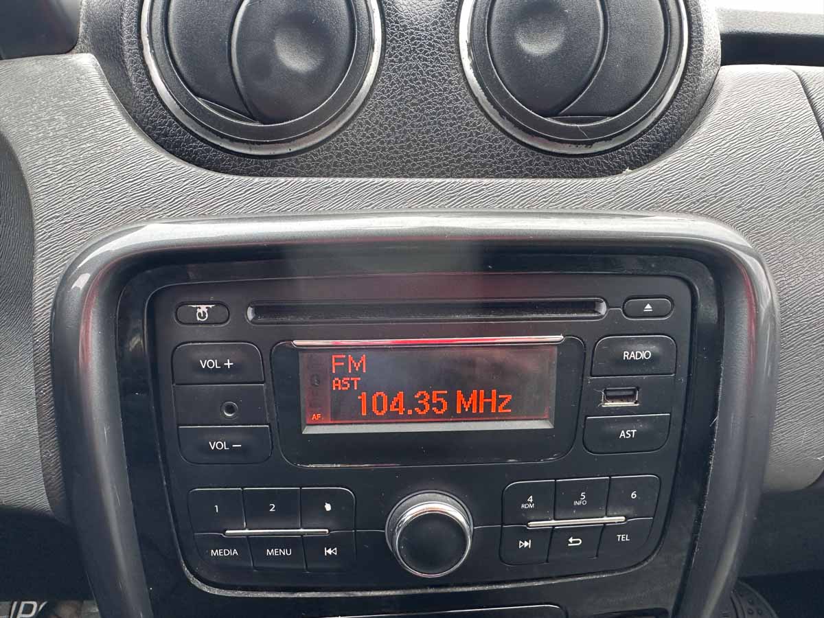 RENAULT DUSTER PRIVILEGE 2.0 4X2 FULL 2014