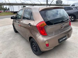 KIA PICANTO 5PTS 1.0 FULL 2013