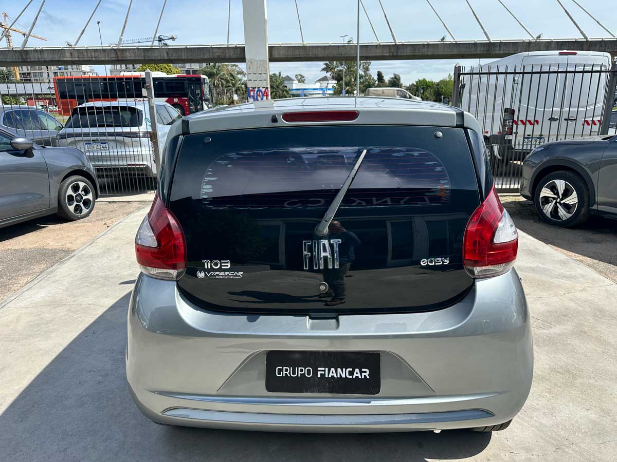 FIAT MOBI EASY SEDAN 5 PTS 2018