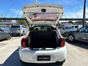 NISSAN MARCH EXTRA FULL 1.6 MT 5PTS 2014