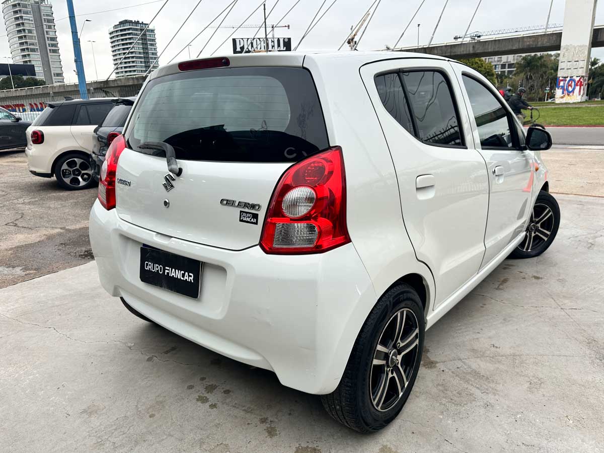 SUZUKI CELERIO GA 1.0 FULL 5PTS 2015