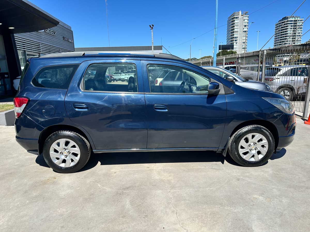 CHEVROLET SPIN LTZ AT 1.8 EXTRA FULL 7 PASAJEROS 2017