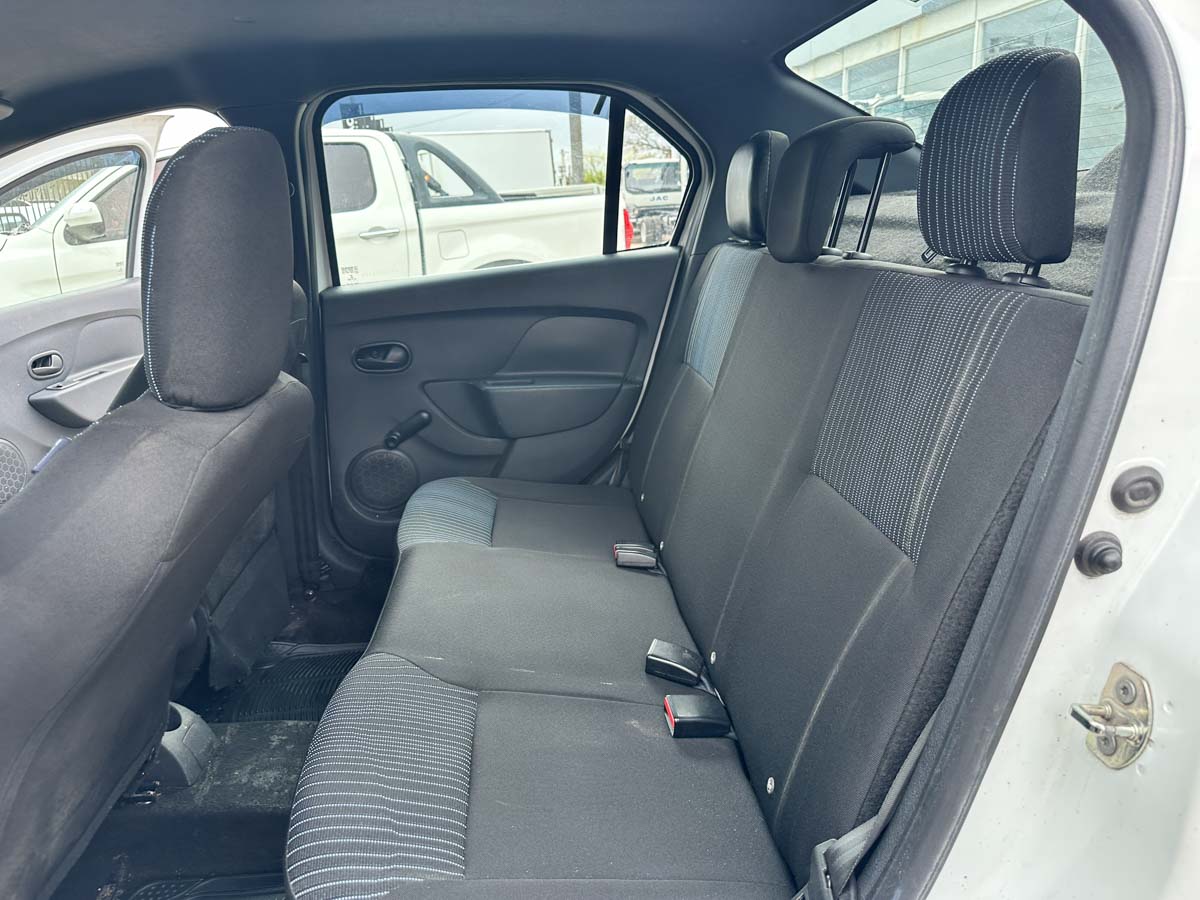 RENAULT LOGAN LIFE 1.0 MT FULL 4PTS 2023