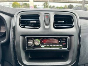 RENAULT LOGAN LIFE 1.0 MT FULL 4PTS 2023