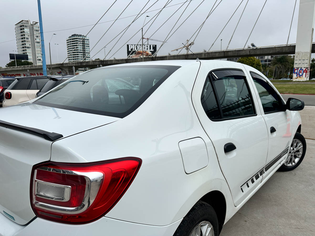 RENAULT LOGAN LIFE 1.0 MT FULL 4PTS 2023