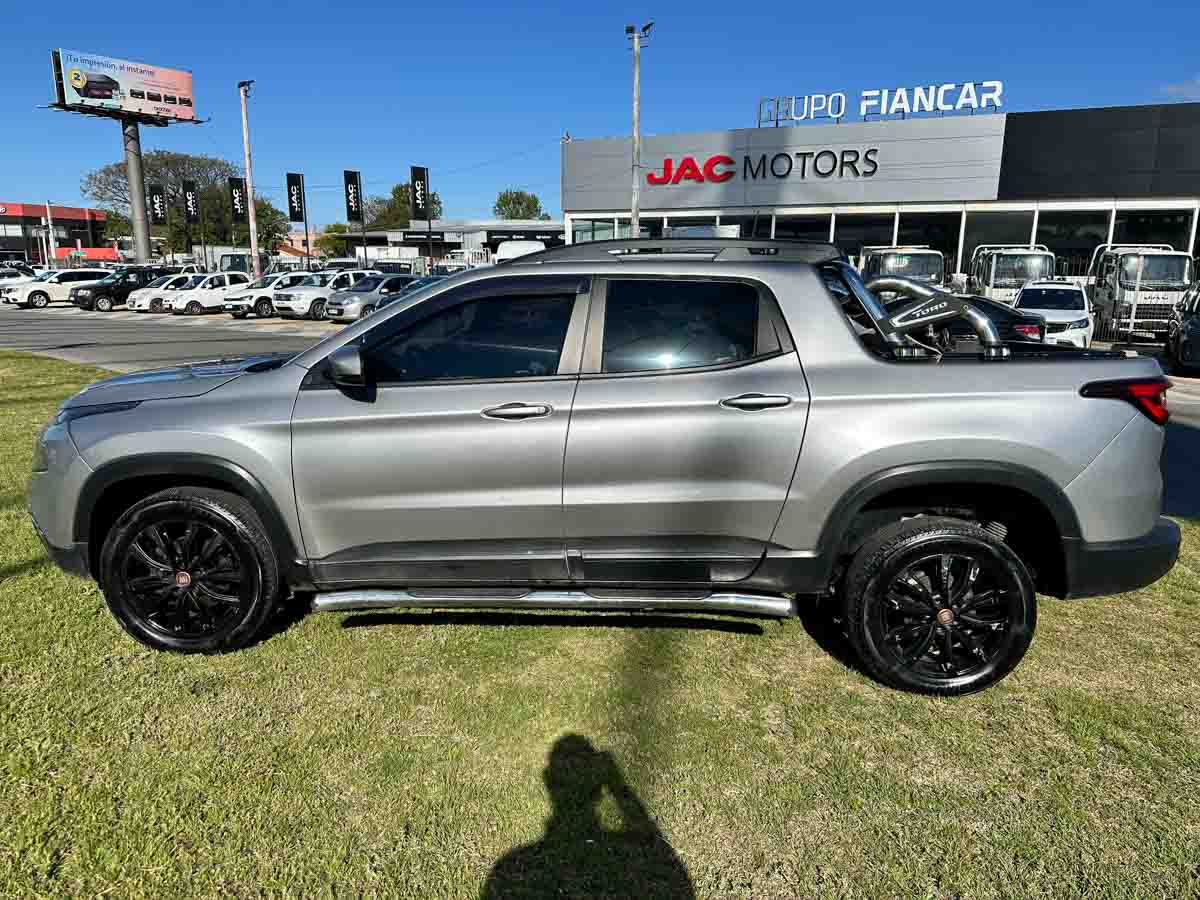 FIAT TORO FREEDOM AT6 DC 1.8 FULL 2022