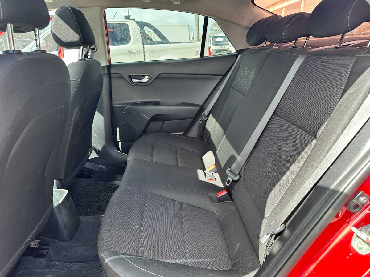 KIA RIO 4 EX PLUS MT EXTRA FULL SEDAN 4PTS 2019