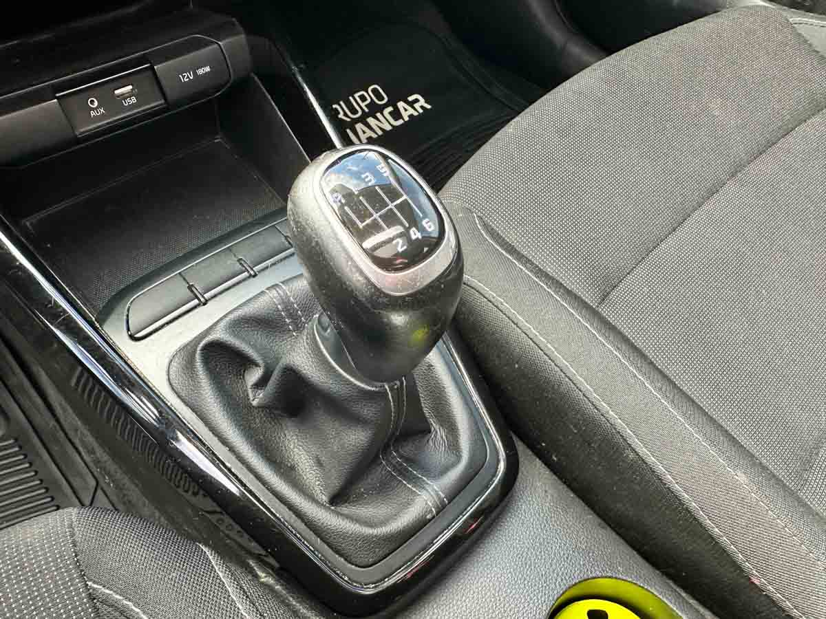 KIA RIO 4 EX PLUS MT EXTRA FULL SEDAN 4PTS 2019