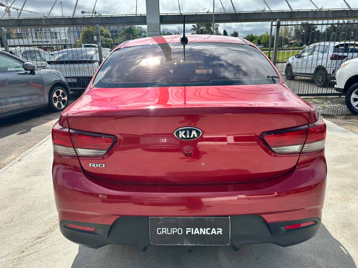 KIA RIO 4 EX PLUS MT EXTRA FULL SEDAN 4PTS 2019