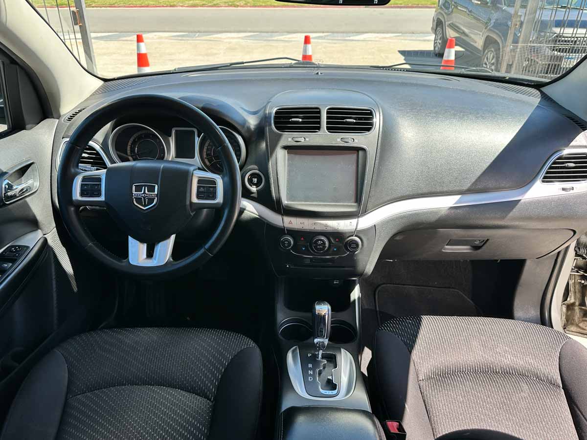 DODGE JOURNEY SE 2.4 AT 7PLAZAS 2015
