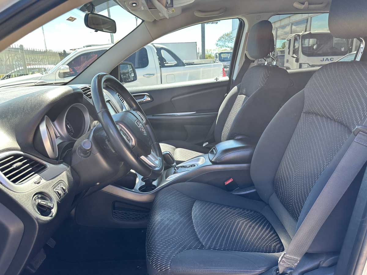 DODGE JOURNEY SE 2.4 AT 7PLAZAS 2015