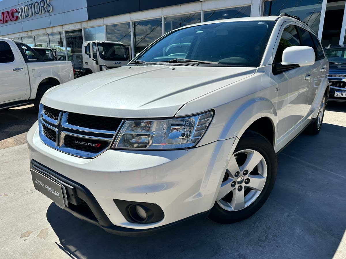 DODGE JOURNEY SE 2.4 AT 7PLAZAS 2015