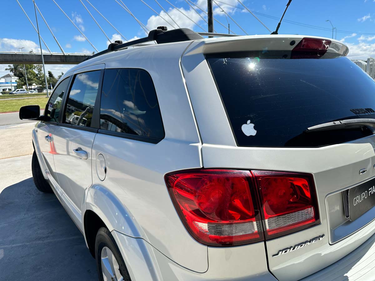 DODGE JOURNEY SE 2.4 AT 7PLAZAS 2015