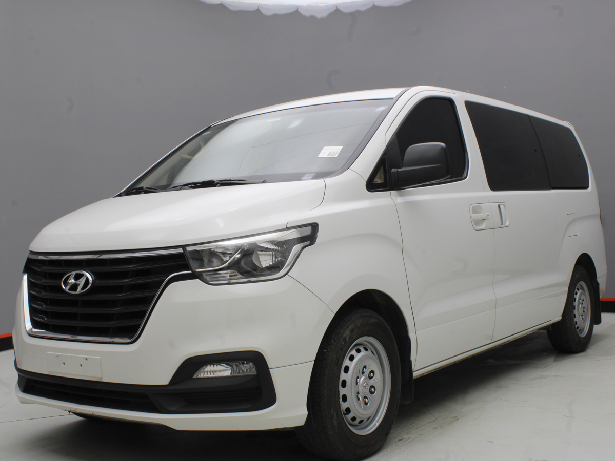 HYUNDAI H1 MINIBUS 2021