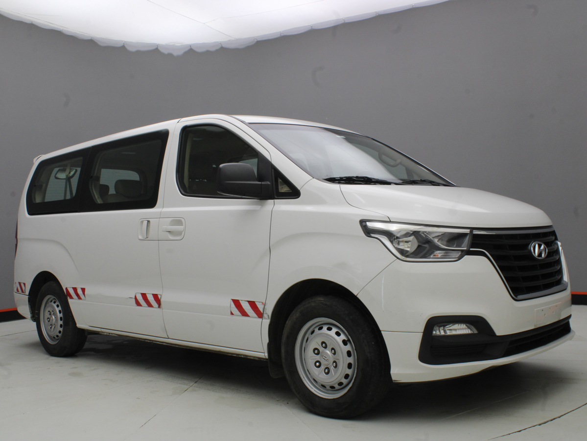 HYUNDAI H1 MINIBUS 2020