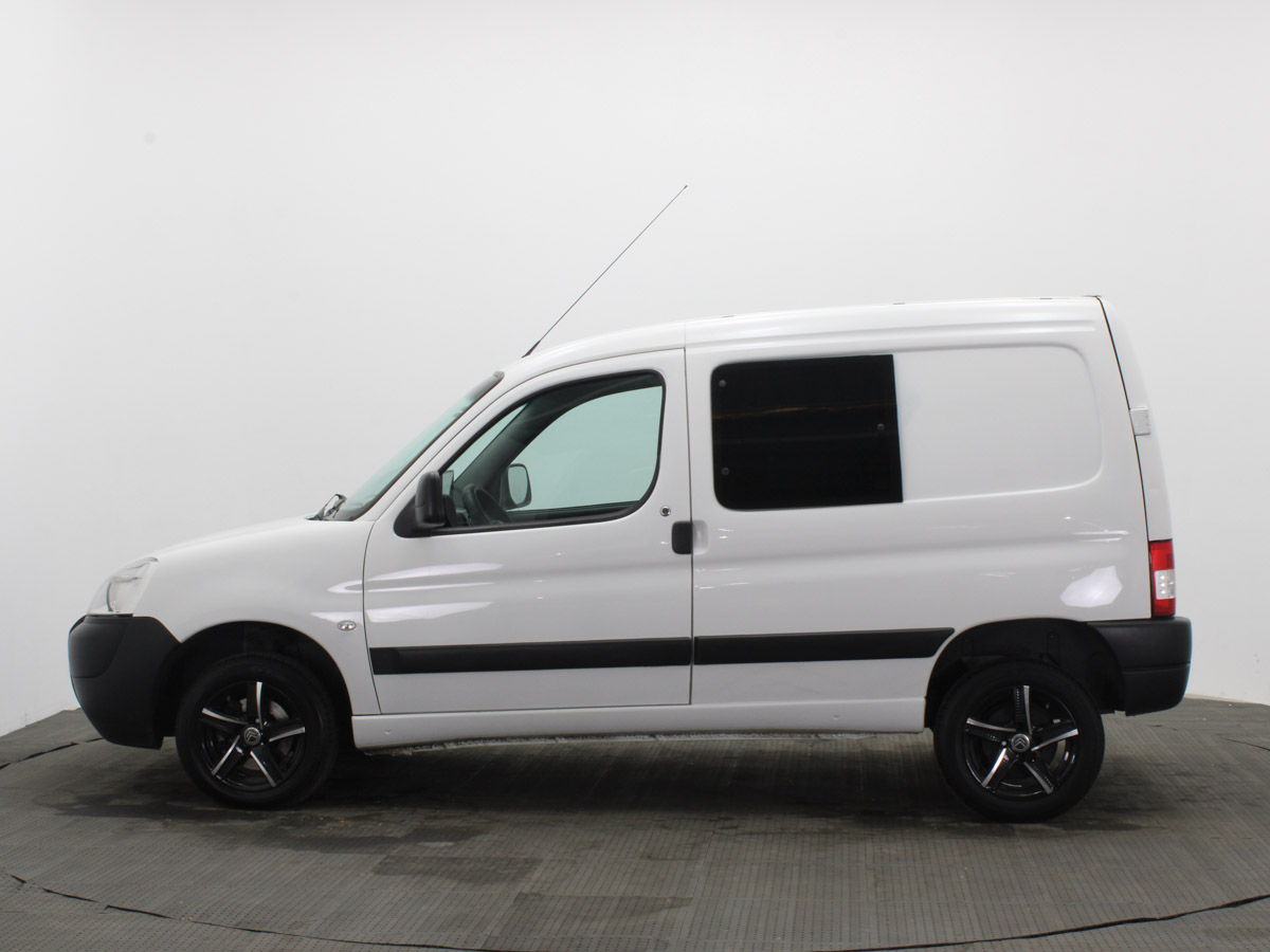 CITROEN BERLINGO M69 1.6 ESSENCE 2023