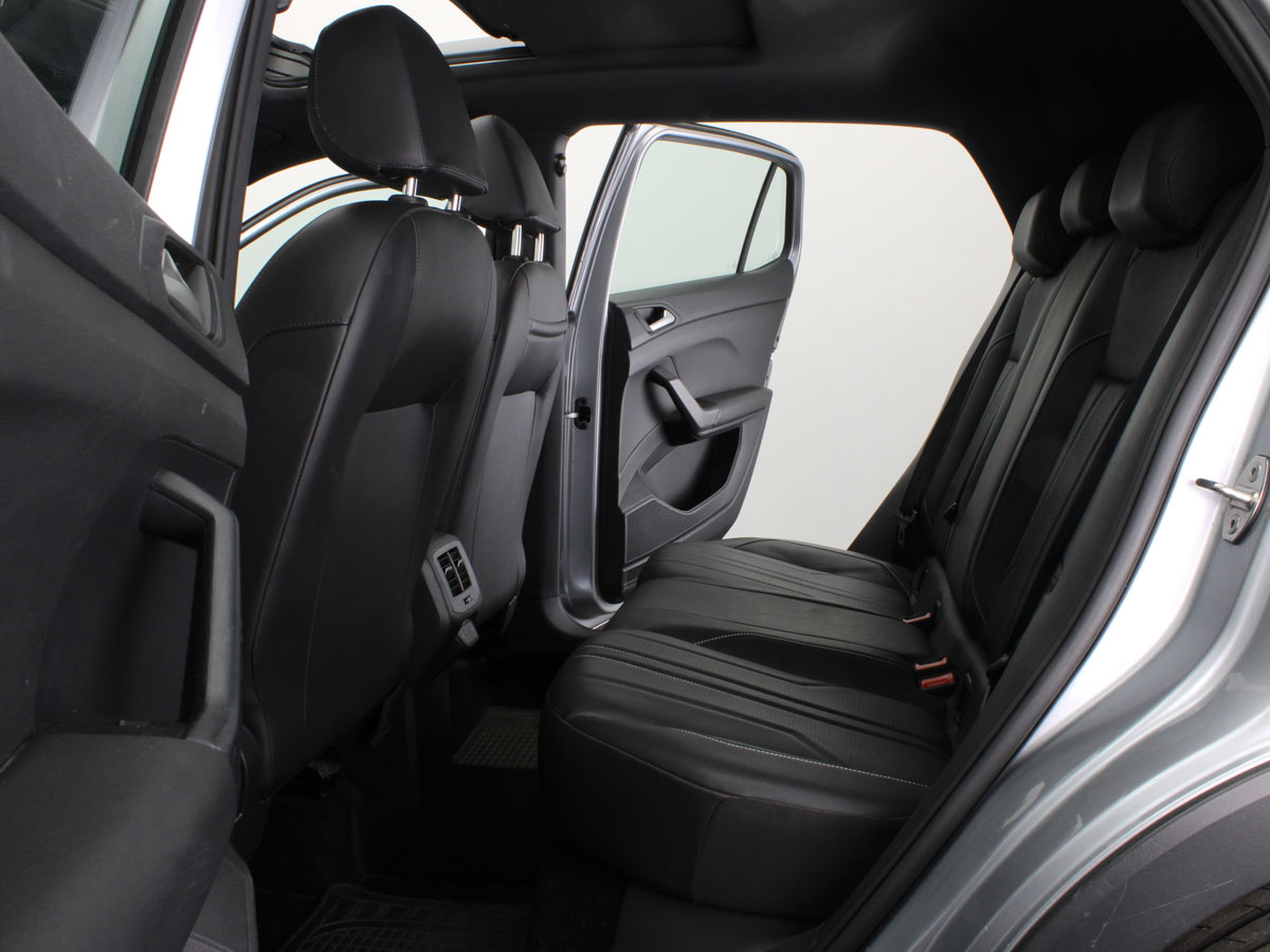 VOLKSWAGEN T- CROSS HIGHLINE 1.0 TSI TURBO AT 2025