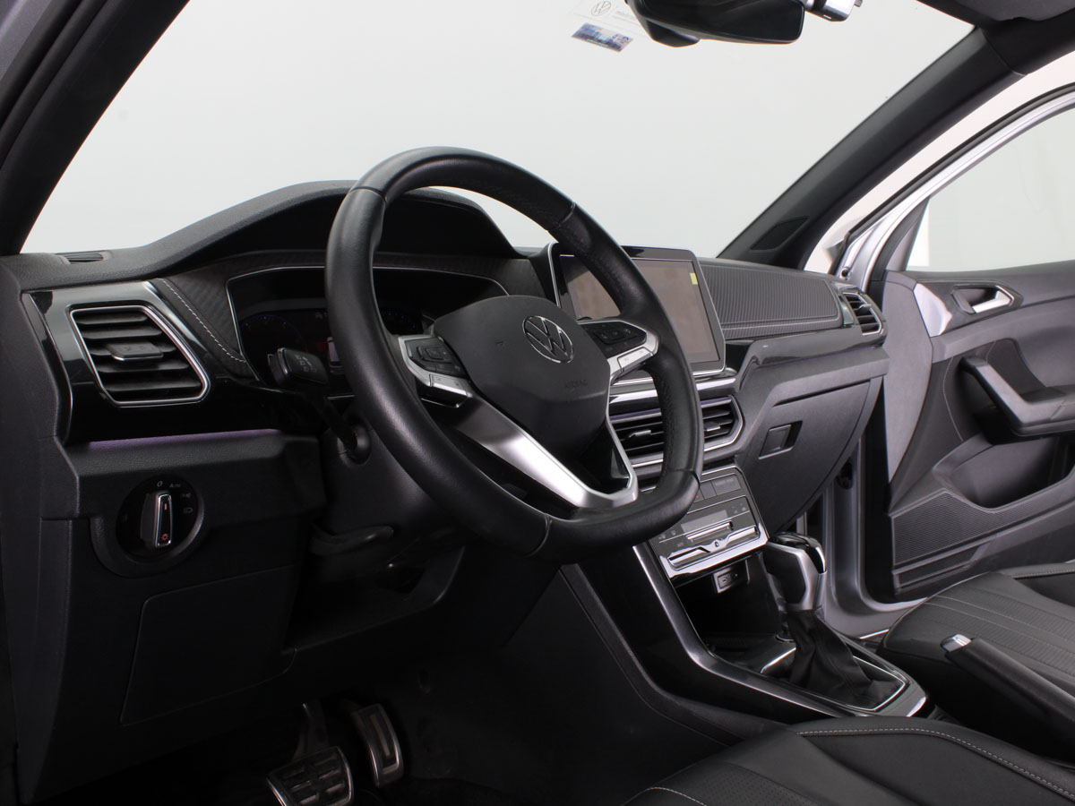 VOLKSWAGEN T- CROSS HIGHLINE 1.0 TSI TURBO AT 2025