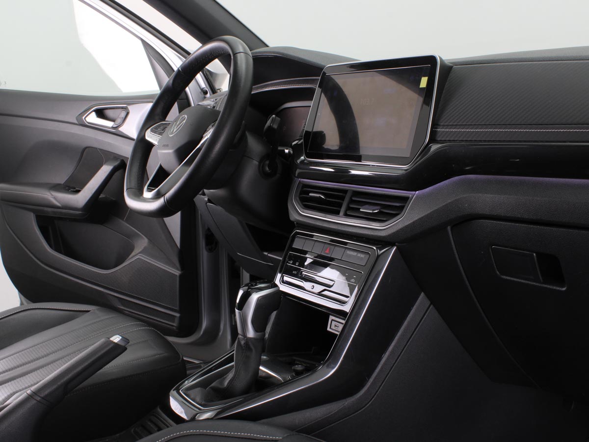 VOLKSWAGEN T- CROSS HIGHLINE 1.0 TSI TURBO AT 2025