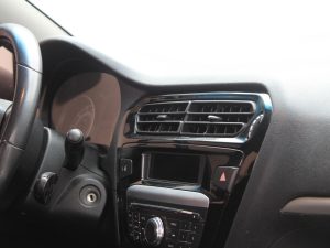 PEUGEOT 301 2015