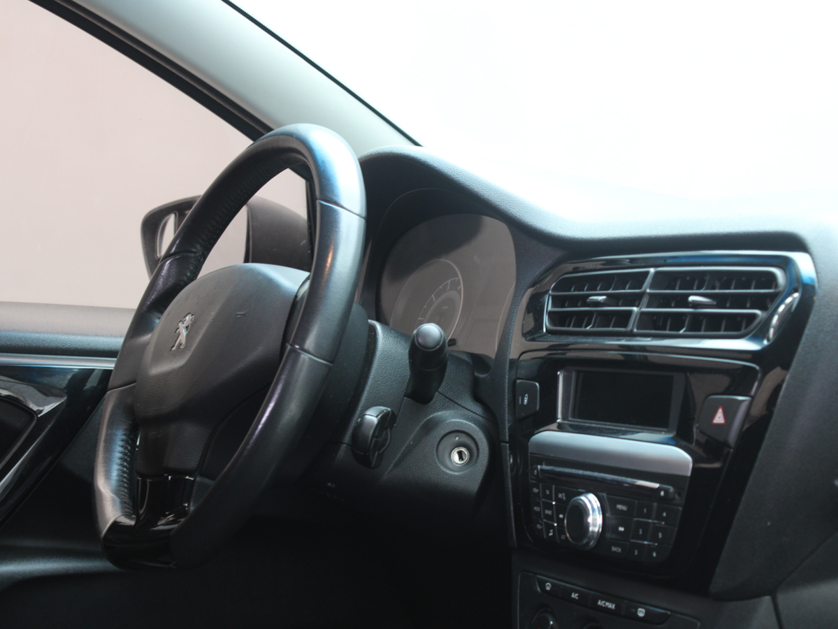 PEUGEOT 301 2015