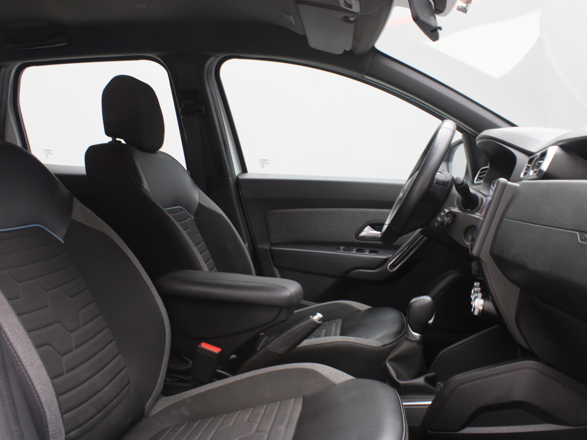 RENAULT DUSTER AT 2023