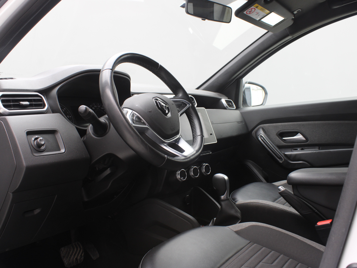 RENAULT DUSTER AT 2023